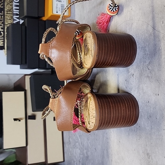 Sam Eldeman ankle wrap sandals - Picture 4 of 11